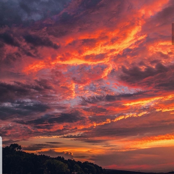 ALL OFFERS CONSIDERED - Picture 8 of 8